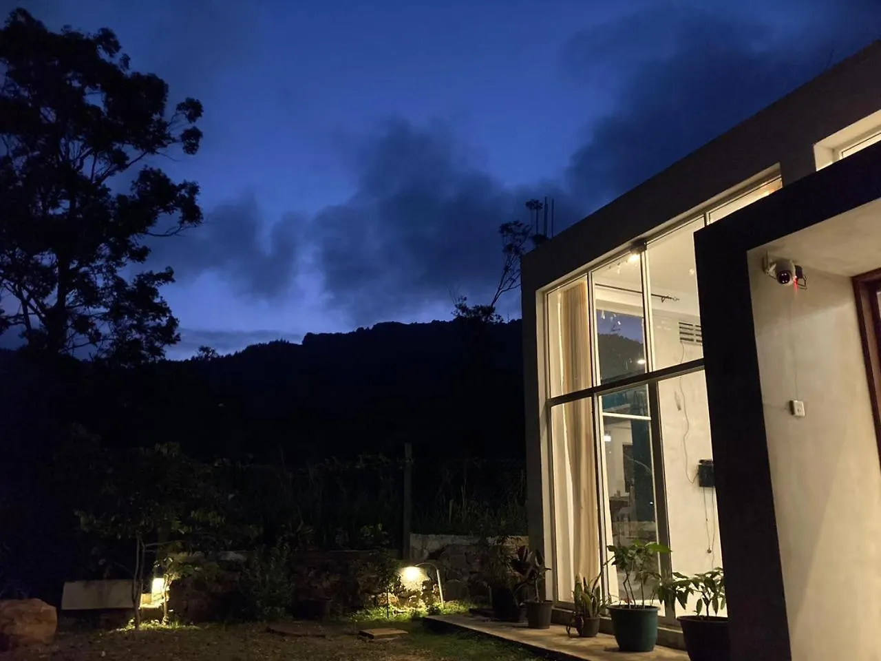 Holiday home The Anchorage, Hanthana Kandy Sri Lanka